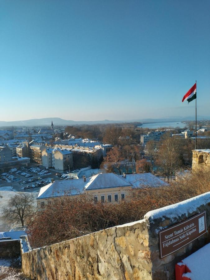 Ferienwohnung City-Top Vendeghaz Esztergom Exterior foto