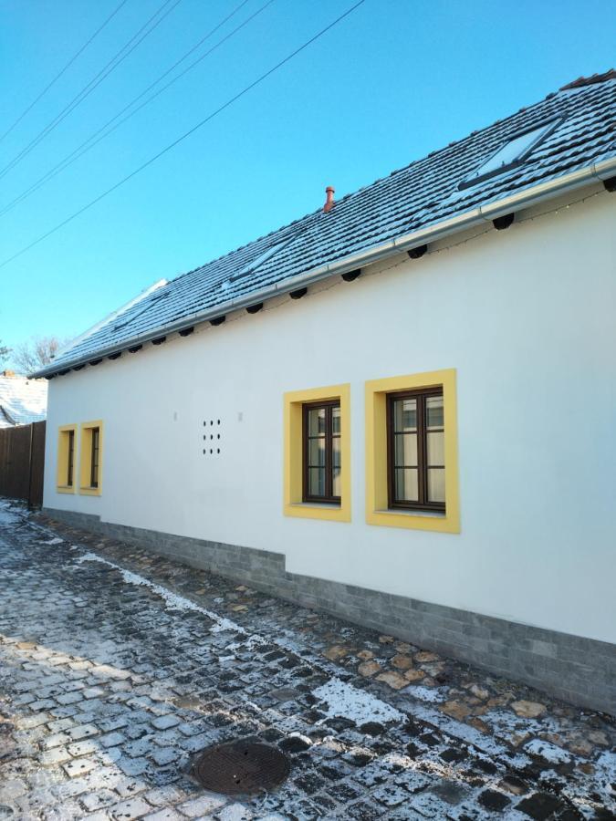 Ferienwohnung City-Top Vendeghaz Esztergom Exterior foto